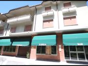 Vobarno: Molotov contro hotel per i profughi