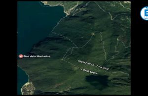 Cade a bordo della bici nel lago d’Idro e muore