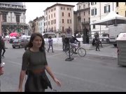 Raccolta differenziata al via in centro a Brescia, le opinioni dei residenti