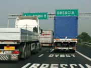 Nuova proroga: il prossimo fine settimana i mezzi pesanti potranno circolare