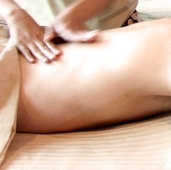 Brescia, accusato di palpeggiamenti: psicologo a processo