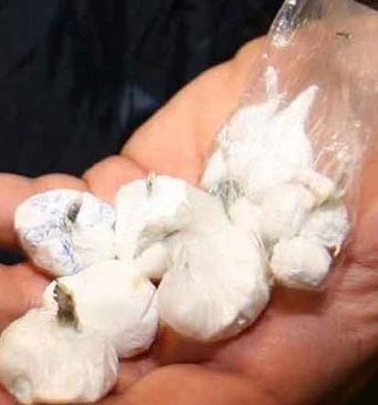 Spacciatore tunisino arrestato 9 grammi di eroina sequestrati