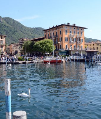 Iseo, panico in un bar. Denunciati due 45enni
