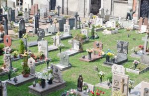 Cimitero di Sant’Eufemia nel mirino dei vandali