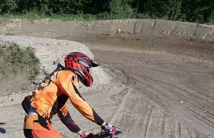Sonico: cade durante l’allenamento di motocross. Grave centauro