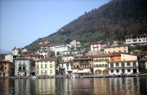 Ubriaco aggredisce un agente della Polizia locale, arrestato dai Carabinieri