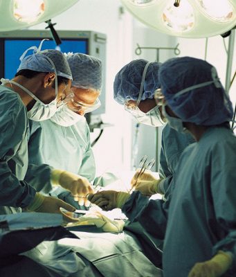 Tumore al seno, l’EMA accelera per un nuovo farmaco