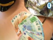 3 in manette e 1 kg di droga