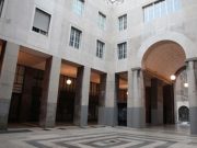 Due giovani agenti della Polizia Penitenziaria fuori servizio sventano un furto in centro conad al qaudriportico