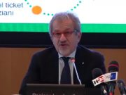 Lombardia, Maroni lascia: “Non mi ricandido ma resto a disposizione”