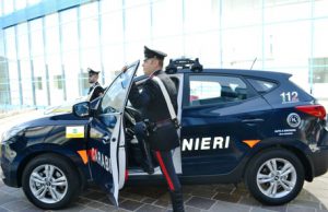 Fatture energia elettrica a ignaro: donna denunciata