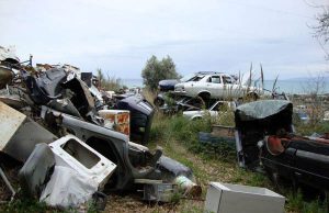 Autodemolitori abusivi a Vobarno: 6 denunce, numerose le multe