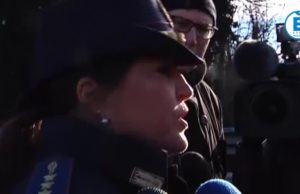 Incidente A21. La scientifica al lavoro per identificare i cadaveri