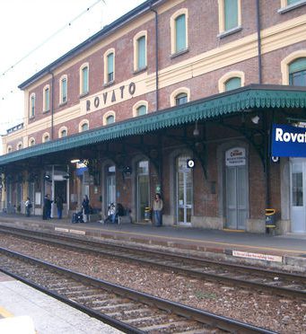 Rapina sul treno con lametta insanguinata: due marocchini arrestati