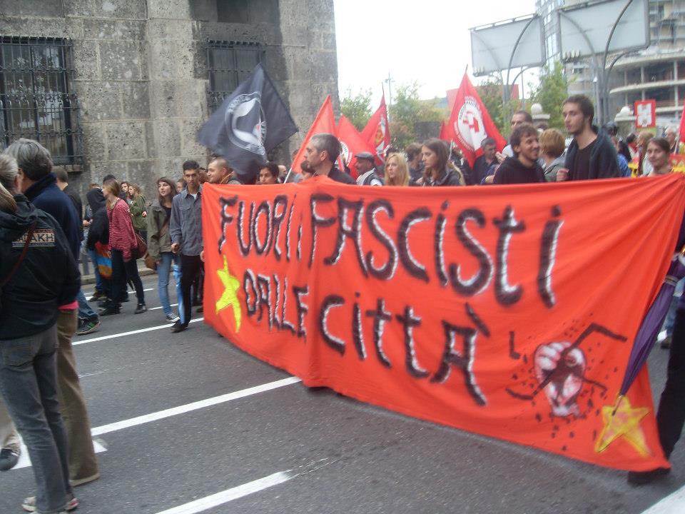 Brescia, sinti, rom e centri sociali in piazza OGGI