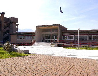 Condannato a 2 anni di carcere il professore palpeggiatore di Darfo