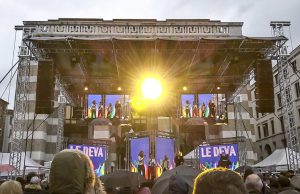 Freddo e pioggia per i 5 anni della metropolitana di Brescia