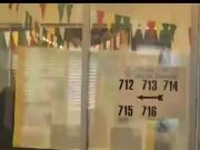 Elezioni, Affluenza alle 19.00 al 65,49%. Code ai seggi e attese fino ad un’ora.