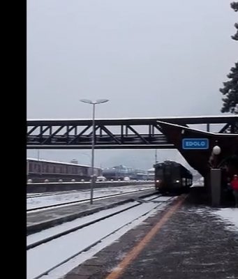 I vostri video, Neve a Edolo. Inviateci i vostri video via whatsApp 350 0775116