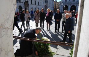 Il Vescovo Tremolada ha omaggiato le vittime di Piazza Loggia