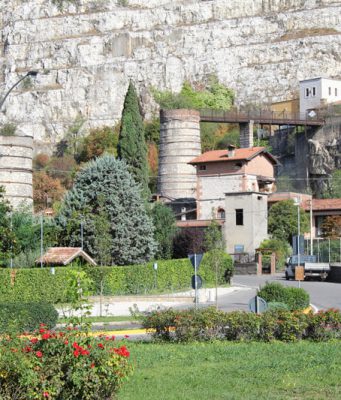 Cadavere a Rezzato: identificata la vittima, è un uomo di 50 anni