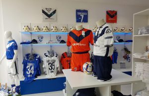 Inaugurato lo store ufficiale del Brescia Calcio: cori e applausi per Caracciolo