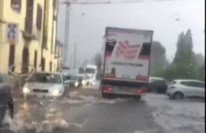 Bomba d’acqua a Pisogne: strade allagate problemi sulla provinciale 510