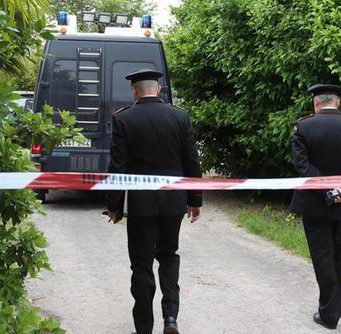 16 anni di carcere a Stepinski: uccise il padre adottivo per delle birre