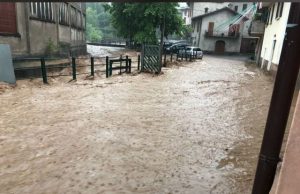 Nubifragio in Val Sabbia: frane, allagamenti e smottamenti. Le immagini