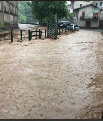 Nubifragio in Val Sabbia: frane, allagamenti e smottamenti. Le immagini