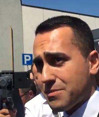 Di Maio, Il 16 maggio è una “data auspicabile” per superare il coprifuoco alle ore 22