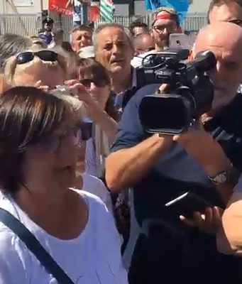 I lavoratori Medtronic a Di Maio, “questa è un’eccellenza, non può chiudere”