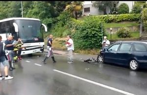 Frontale tra un Autobus e una Lancia Libra: grave un bambino