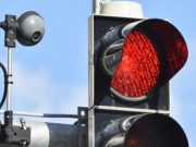 Calvisano, troppe multe: sassaiola contro macchinetta del semaforo