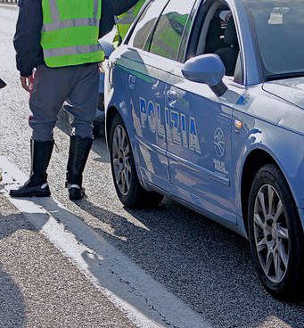 Scontro frontale auto-moto sulla SP510, morto il centauro