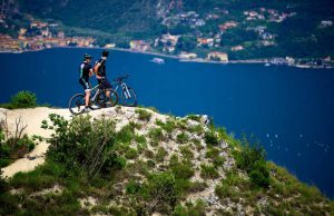 Niente bike sharing sul lago d’Iseo, bici troppo vecchie e e-bike in ritardo