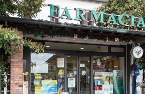 Muore per un infarto in farmacia, era andato a misurare la pressione