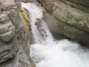 Turista tedesco di 30 anni muore nelle acque del torrente Vione
