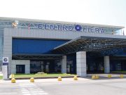 Cade dal tetto, sette metri di volo: operaio grave alla Poliambulanza