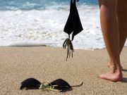 Nudi alla Rocca di Manerba: 13 persone multate e denunciate