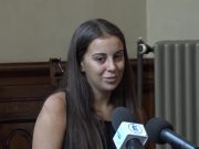 Arianna Bailo, “bisogna imparare ad usare le proprie mani e fare solo carezze”