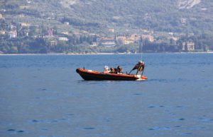 Sub sparisce nelle acque del Benaco: cercava un nuovo record