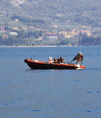 Sub sparisce nelle acque del Benaco: cercava un nuovo record