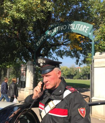 Spacciavano nei parchi, uno è finito in manette. Due denunciati