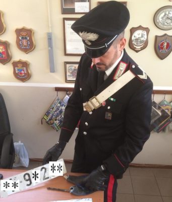 Padenghe, in manette un 46enne pregiudicato. Viaggiava su un’auto con targhe false