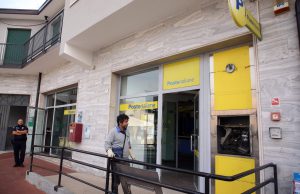 Colpo al Bancomat delle poste di Flero: banditi via con 10 mila euro