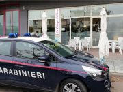 Orzinuovi, dopo il furto trovati taser e manganelli in macchina: denunciato