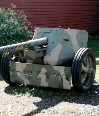 Arsenale da guerra in giardino: in carcere 69enne di Montichiari