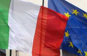 L’UE boccia la manovra italiana. Salvini: “Aspetto lettera di Babbo Natale”