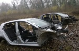 Scoperta officina illegale a Montichiari: trovate Golf smontate